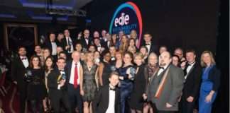 2019 SFIFF మొదటి ఎపిసోడిక్ ఓపెనర్తో కిక్ ఆఫ్ అవుతుందా: నెట్ఫ్లిక్స్ యొక్క ‘అర్మిస్ట్ద్ మాపున్ యొక్క టేల్స్ ఆఫ్ ది సిటీ’ సిరీస్-audiencereports.com Award News audiencereports.com