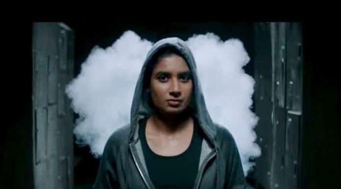 అమెరికన్ టూరిస్టర్ బ్లూ కలర్ బాయ్స్ కోసం ఒక జాతీయ గీతంను తీసుకువచ్చింది. దీన్ని మిథాలీరాజ్ ముందుండి నడిపిస్తుంది. ChampionsAnthem American Tourister & Mithali Raj Audience Reports