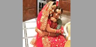 Aparna has a habit of sitting on my lap even though there is an empty chair for her: Sheetal Maulik on her friendship with Aparna Dixit. Aparna has a habit of sitting on my lap even though there is an empty chair for her Sheetal Maulik on her friendship with Aparna Dixit