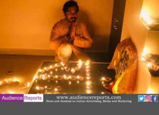 Vikram Mastal aka Hanuman offers prayers for Ayodhya Ram Mandir Bhoomi Pujan by lighting 108 diyas and reciting the Hanuman Chalisa for an auspicious 108 times Vikram Mastal aka Hanuman offers prayers for Ayodhya Ram Mandir Bhoomi Pujan by lighting 108 diyas and reciting the Hanuman Chalisa for an auspicious 108 times