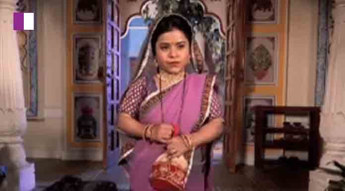 Episode 62- Aye Mere Humsafar: Tanu Bua enters the Kothari house. Episode 62- Aye Mere Humsafar Tanu Bua enters the Kothari house.