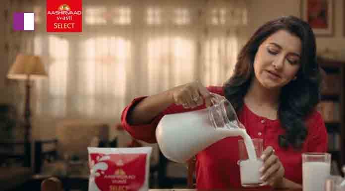 Aashirvaad Svasti Select Milk’s new TVC with Rachna Banerjee presents the ‘Doodher Report Card’ Aashirvaad Svasti Select Milk’s new TVC with Rachna Banerjee presents the ‘Doodher Report Card’