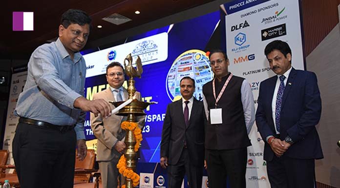 I&B Secretary Apurva Chandra Encourages Publications to Adapt to Evolving Reading Trends Among Youth I&B Secretary Apurva Chandra Encourages Publications to Adapt to Evolving Reading Trends Among Youth