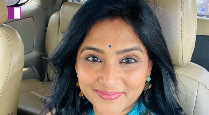 Anchor Gayatri Bhargavi: Embracing Devi Navaratri Festival with Grace anchor-gayatri-bhargavi:-embracing