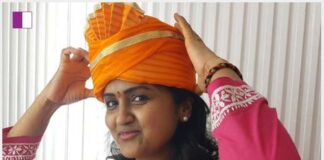 TV9 Anchor Deepthi Vajpeye Shines with Singer Usha on Instagram tv9-anchor-deepthi-vajpeye-shines