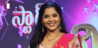 Anchor Nalini: Unraveling the World’s Stories with Grace and Charisma unraveling-the-worlds-stories-with-grace-and-charisma